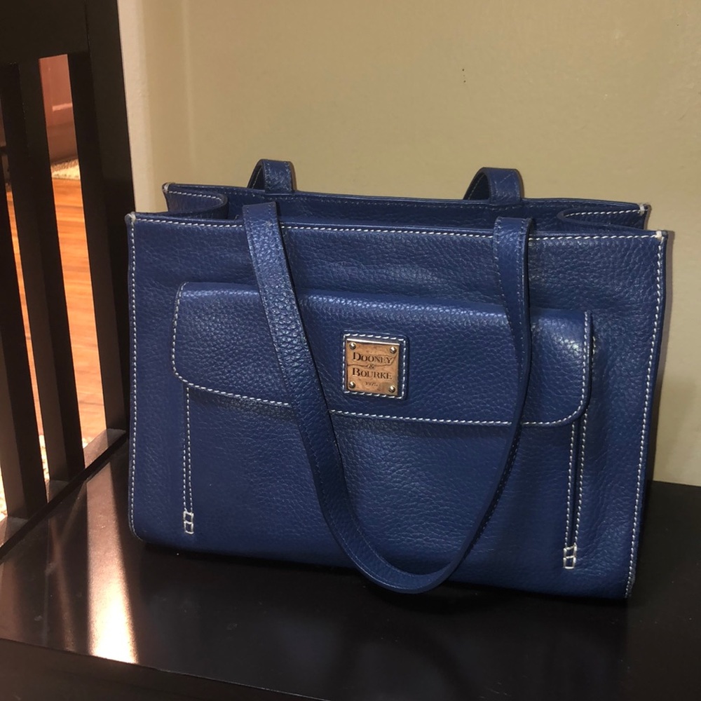 Dooney & Bourke Purse